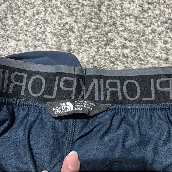 THE NORTH FACE NEVER STOP EXPLORING RUN ATHLETIC SKORT IN DARK NAVY SZ M - Picture 12 of 12